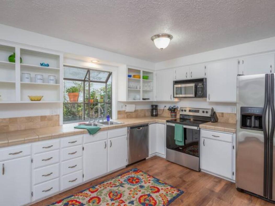 Experience Nirvana With Artwork Collections From Around The Globe Located In Lakewood Neighborhood In Se Boise Next To A Park, Minutes From Bown Crossing And The Boise River, 10 Minutes To Downtown, 4 Beds, Sleeps 8, Pets Welcome In Large Fenced In Y Luaran gambar