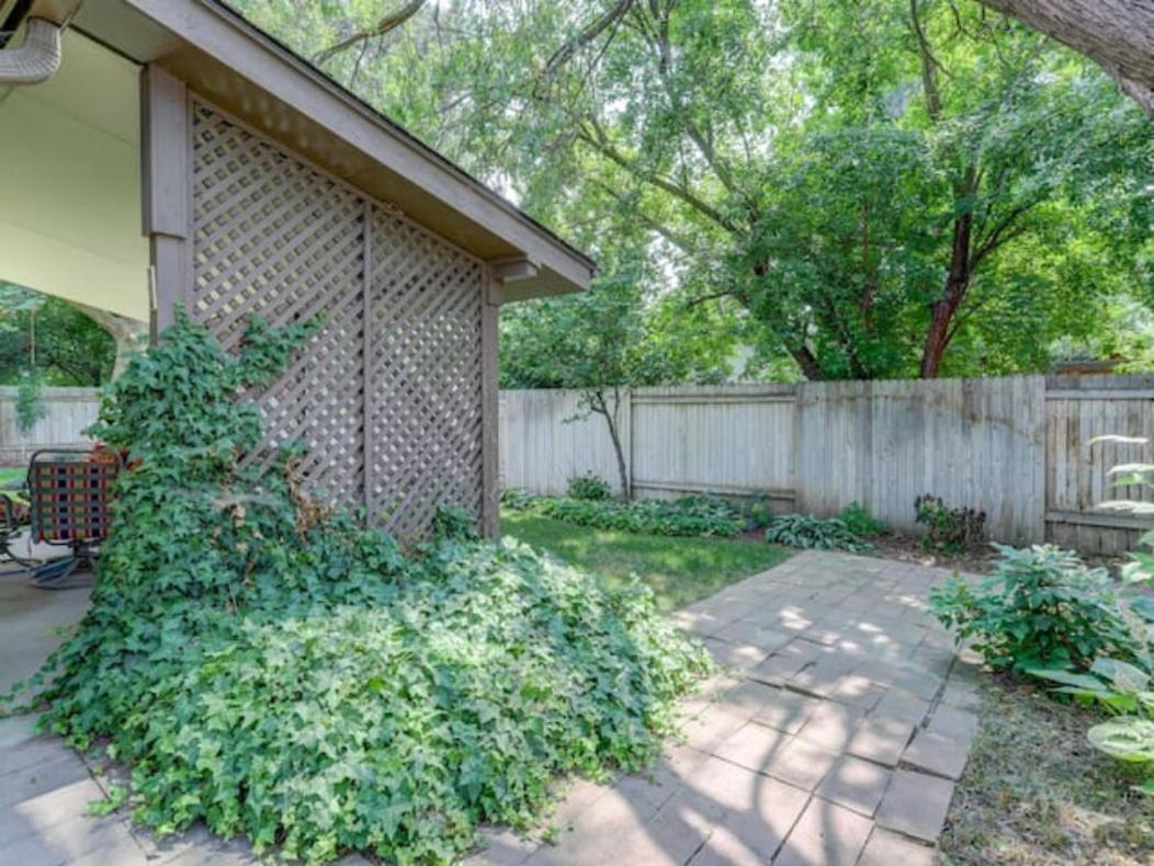 Experience Nirvana With Artwork Collections From Around The Globe Located In Lakewood Neighborhood In Se Boise Next To A Park, Minutes From Bown Crossing And The Boise River, 10 Minutes To Downtown, 4 Beds, Sleeps 8, Pets Welcome In Large Fenced In Y Luaran gambar